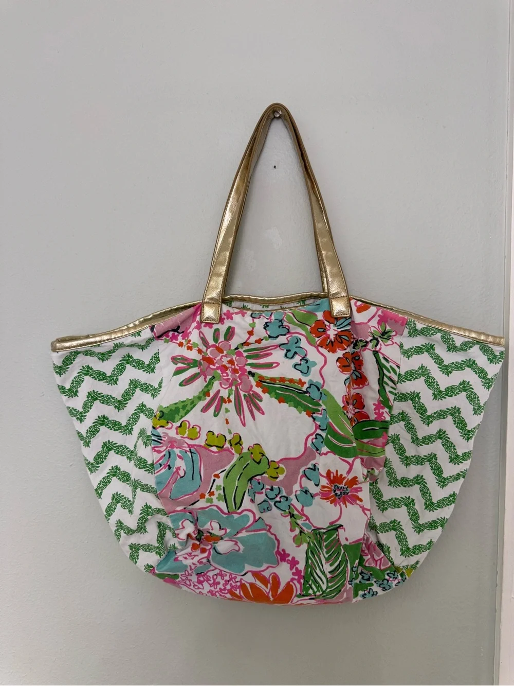 Lilly Pulitzer large Multicolor Floral & Green Chevron Tote Bag Gold Handles